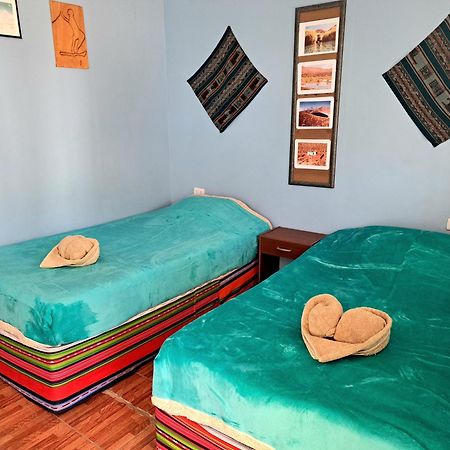 Hostal El Amigo Lucho ซานเปโดร เด อาตากามา ภายนอก รูปภาพ