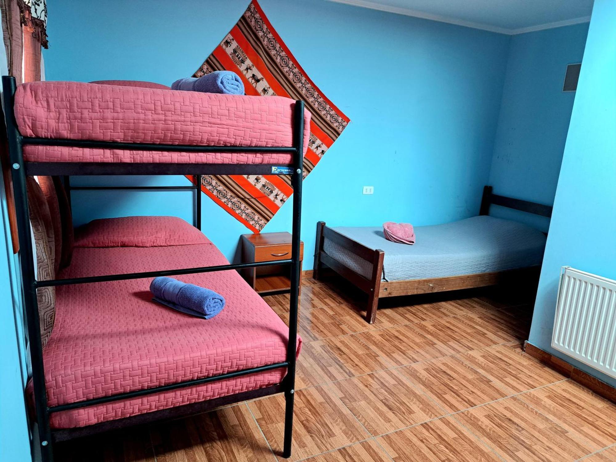 Hostal El Amigo Lucho ซานเปโดร เด อาตากามา ภายนอก รูปภาพ